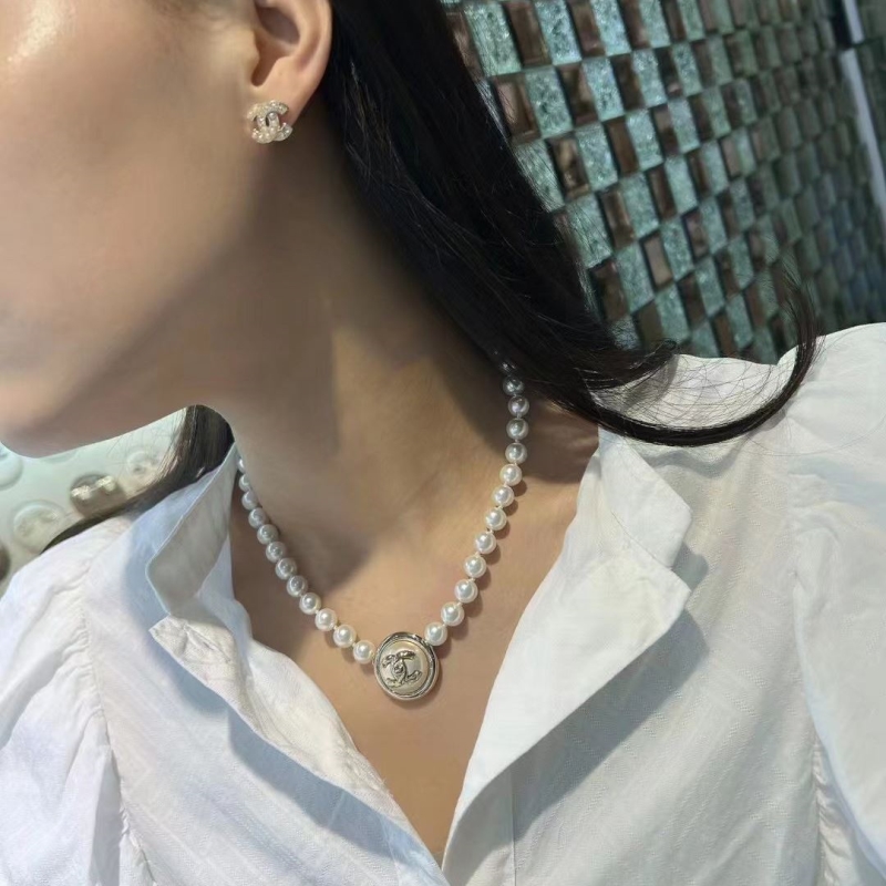 Ch**el necklaces